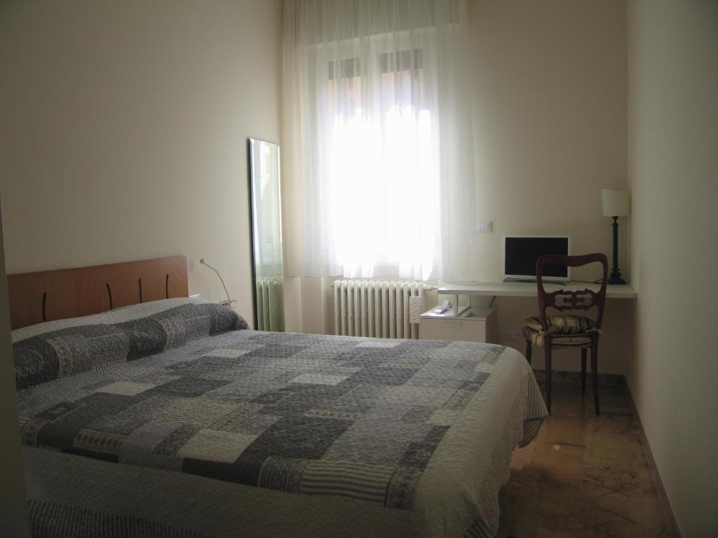 B&B Mercurio Bologna Bagian luar foto